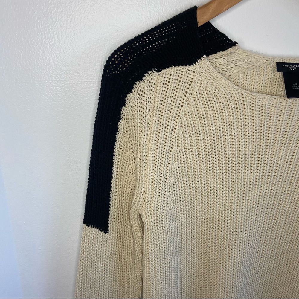 Ann Taylor color blocked sweater top - Picture 4 of 12